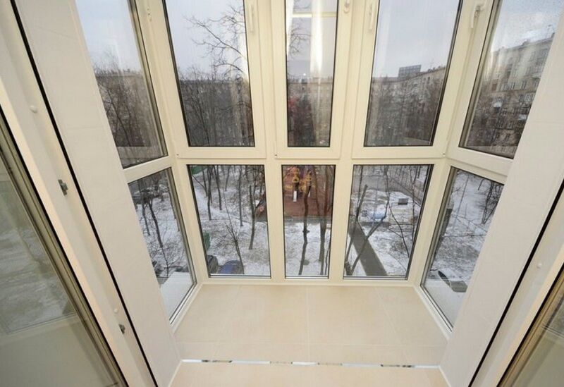 Отделка балконов и лоджий искусственным камнем - фото 119